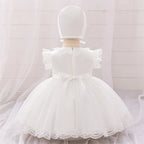 Precioso vestido blanco de bautizo