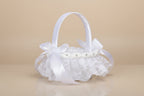 Panier blanc pour baptême enfant