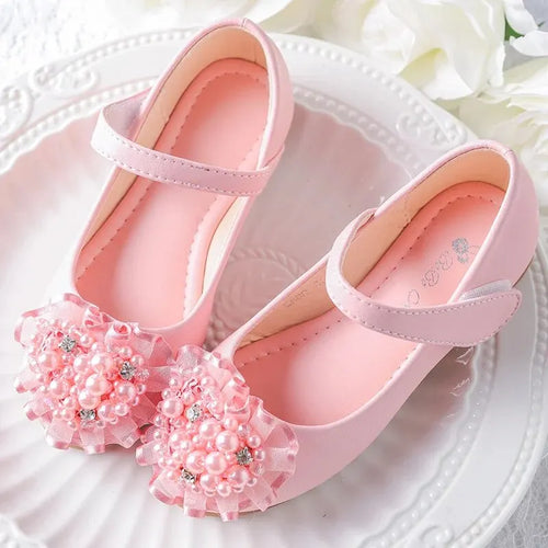 Ballerine mariage blanche ruban, détail strass et perle