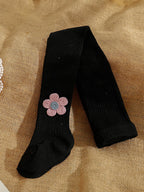 Medias florales cálidas