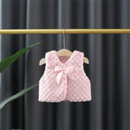 Chaleco infantil sin mangas con estampado en relieve