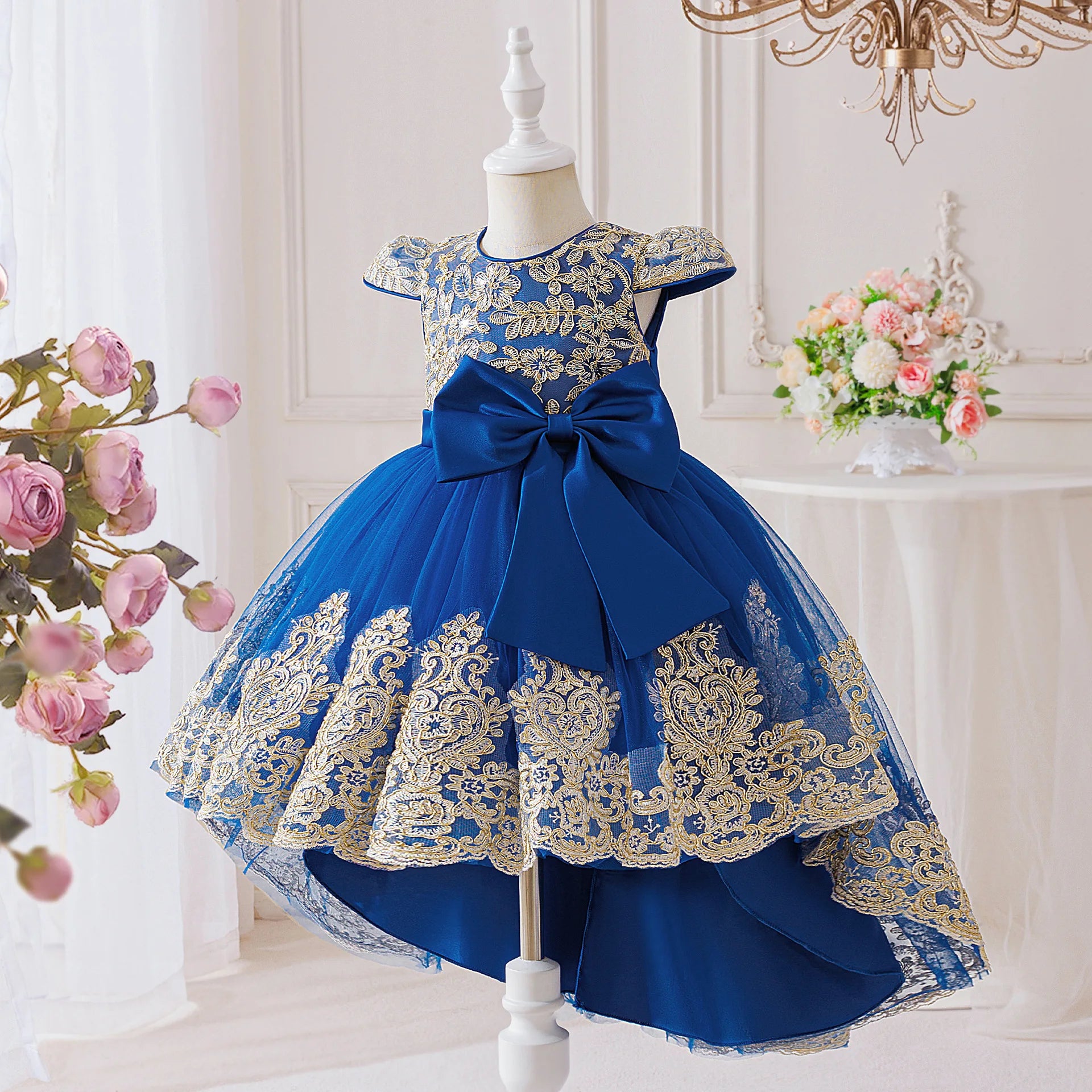 Robe de cérémonie Noël avec traine Jini