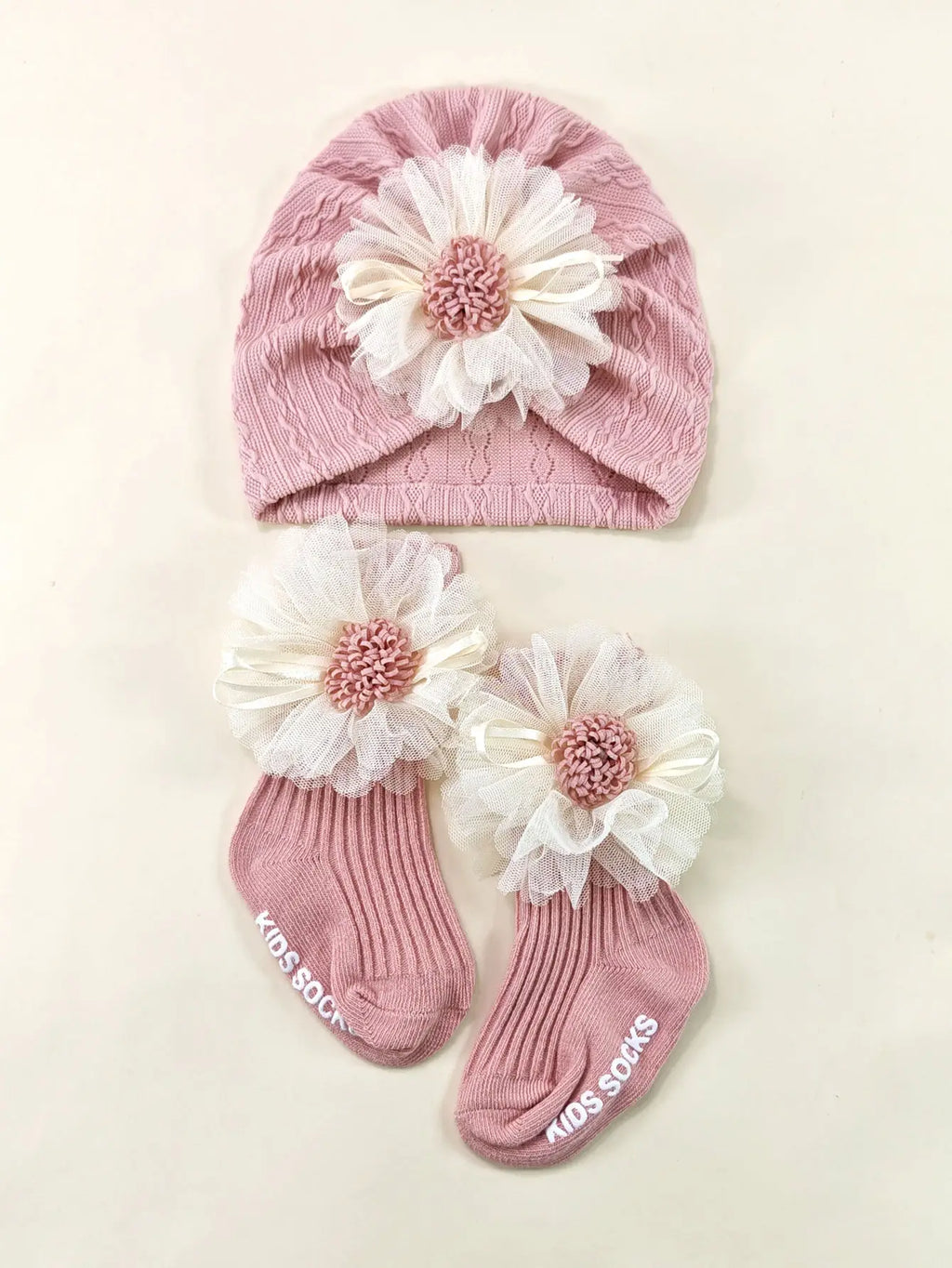Accessoire bébé - Chapeau et chaussette