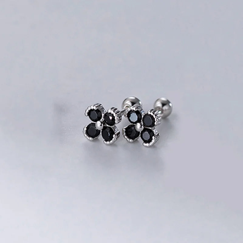 Boucle d'oreille enfant - Petit Trèfle argent - L'univers de la licorne