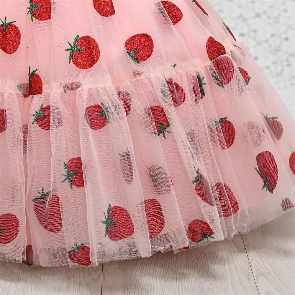 Robe anniversaire bébé fraise