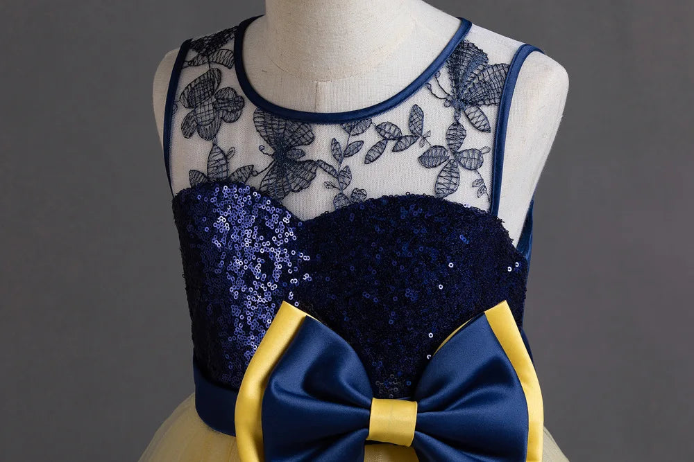 Abito da principessa incantata per il compleanno della bambina