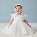 Precioso vestido blanco de bautizo