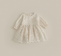 Barboteuse bébé cérémonie en dentelle beige élégante