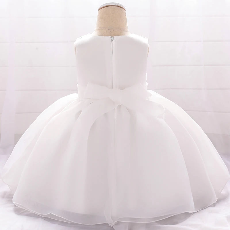 Vue de dos de la robe Jardin Enchanté avec son nœud en tulle