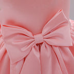 Détail nœud robe anniversaire fille satinée