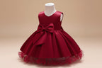 Robe anniversaire fille rouge satinée avec jupe volumineuse
