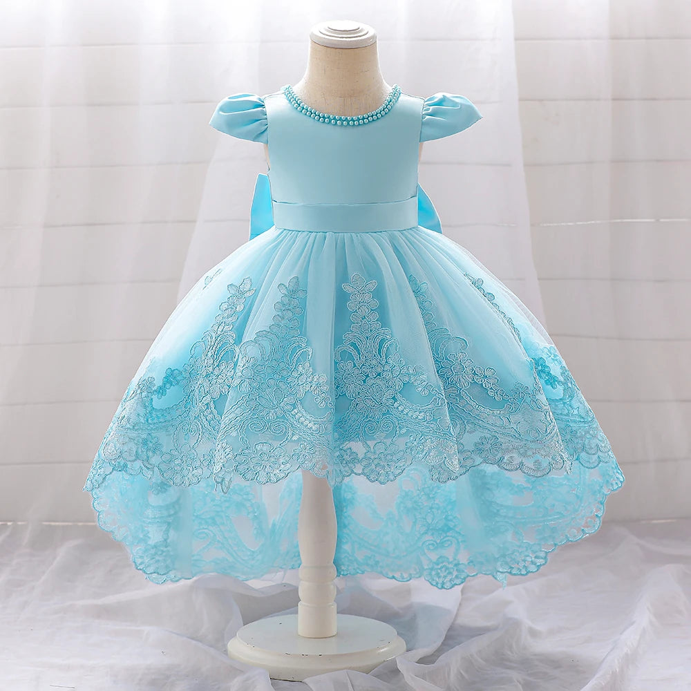 Robe de cérémonie bleu ciel pour petite fille avec grand nœud et dentelle