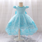 Robe de cérémonie bleu ciel pour petite fille avec grand nœud et dentelle