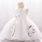 Robe de cortège pour fille avec pétales de fleurs en relief