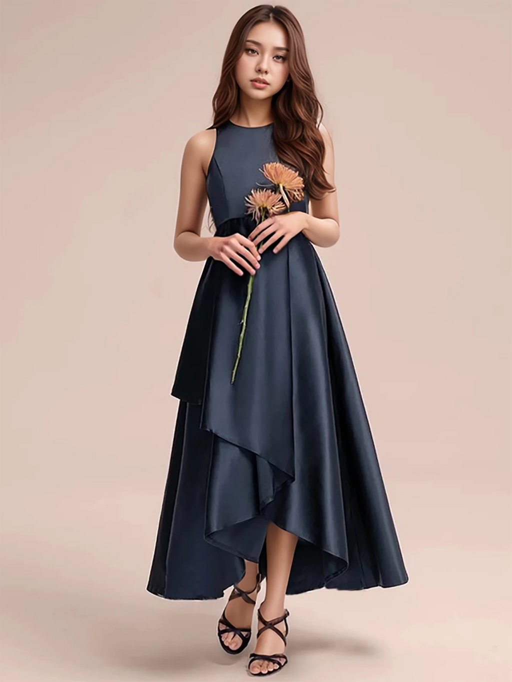 Robe de demoiselle d'honneur pour adolescente bleu marine, style moderne et épuré