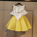 Robe cérémonie fille satin jaune grande fleur pour anniversaire ou fête