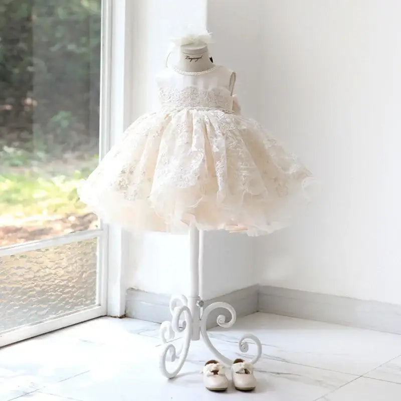 Robe champagne pour anniversaire fille