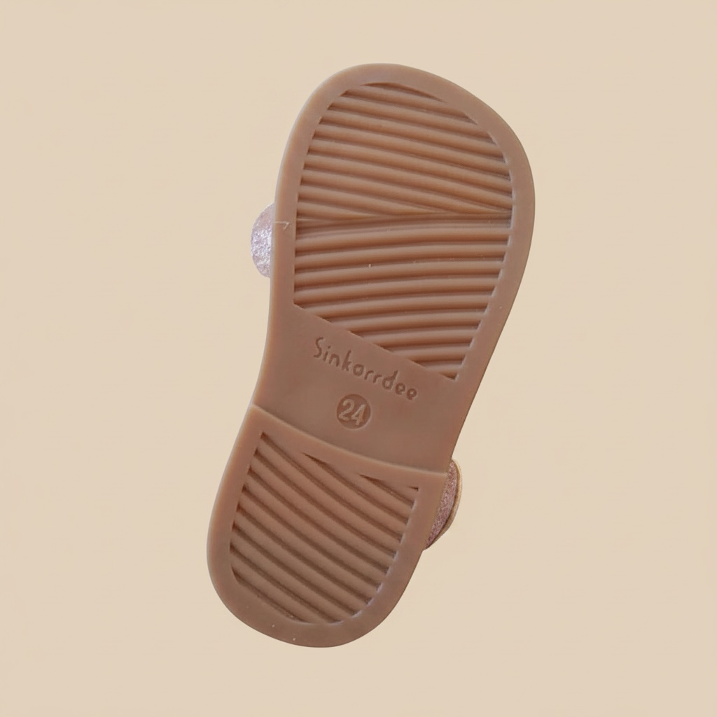 Vue de la semelle extérieure marron striée et antidérapante des sandales de cérémonie Jade