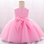 Tenue de demoiselle d'honneur enfant avec fleurs 3D appliquées