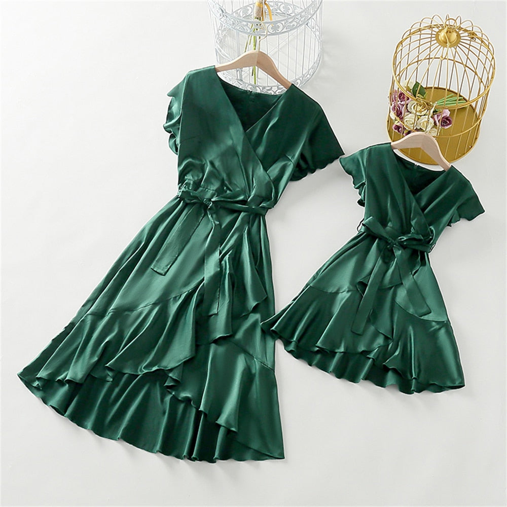 robe satin vert mère et fille
