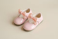 Ballerine bébé nœud papillon laquée rose - L'univers de la licorne