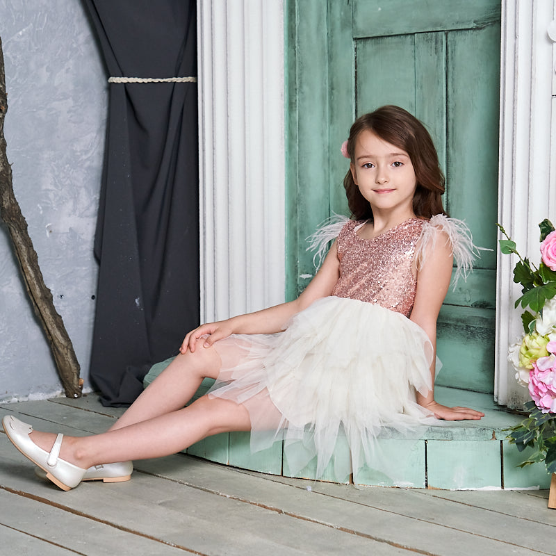 Abito da compleanno per bambina con paillettes e piume
