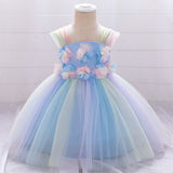 robe de bébé princesse aux motifs de fleurs et de couleur bleu