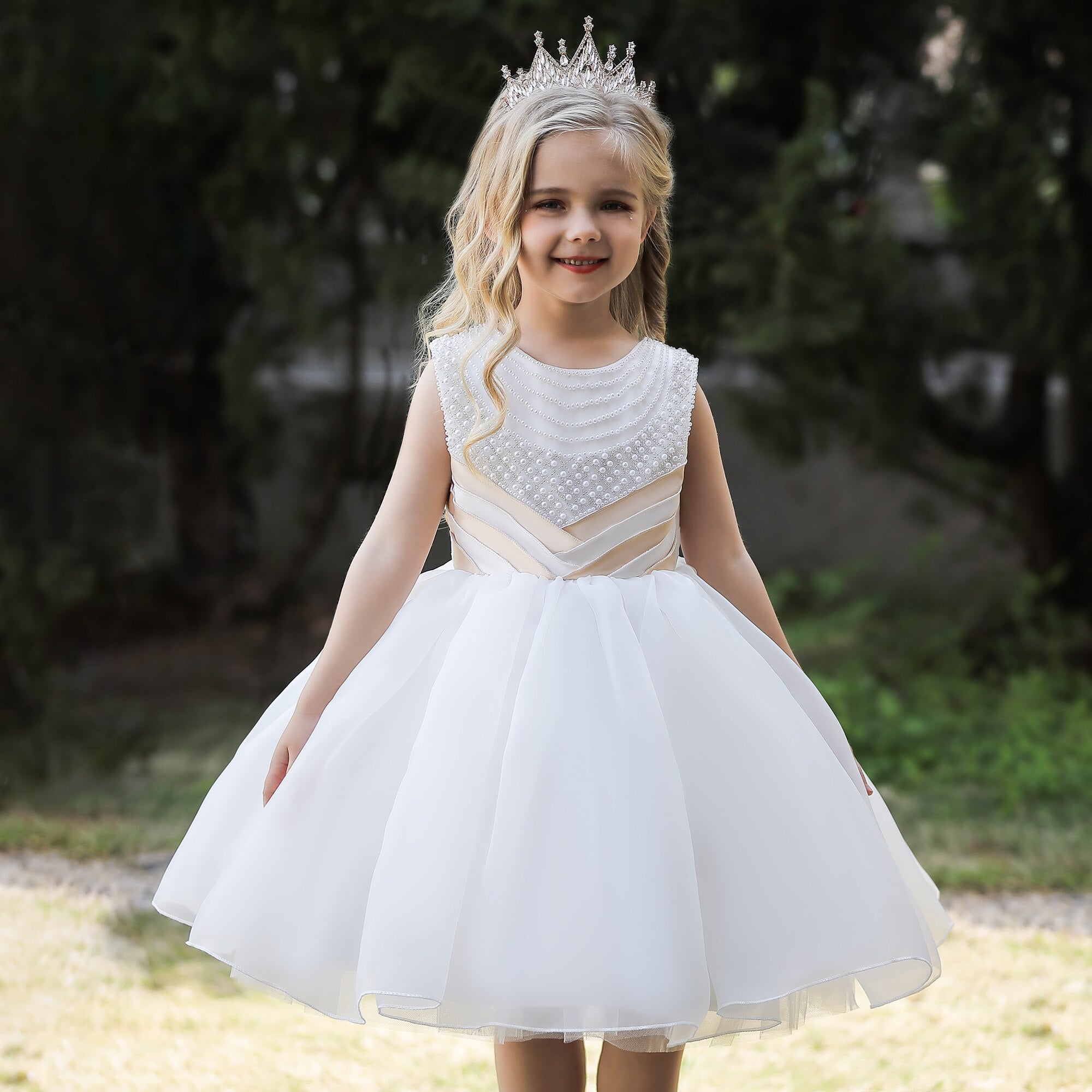 Vestido blanco de gala para niñas