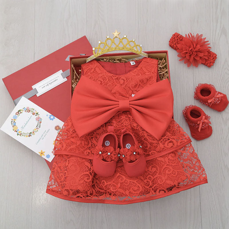 box cadeau bébé robe rouge