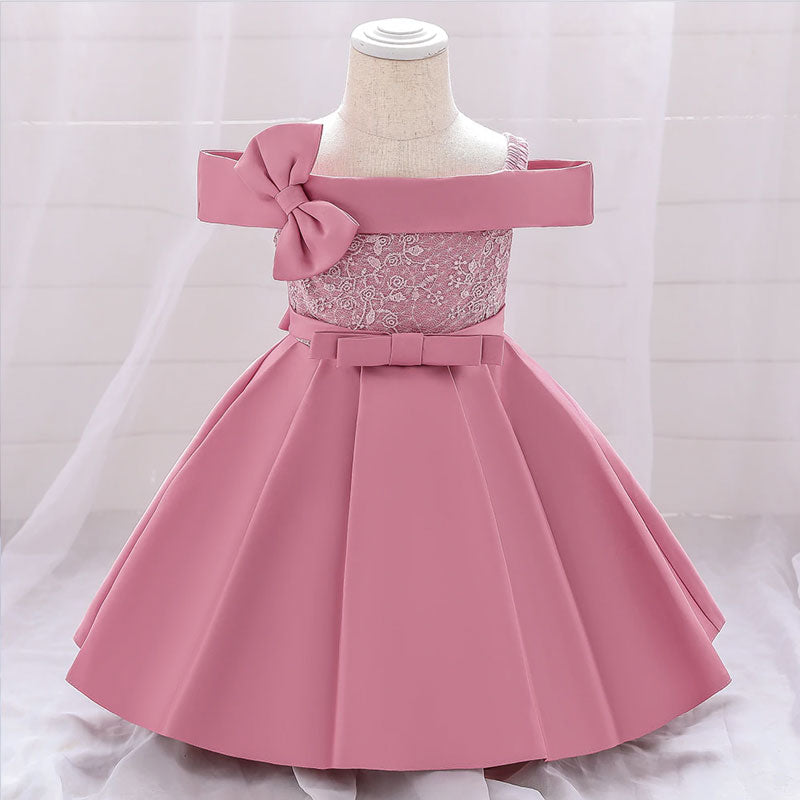 robe pour princesse bébé de couleur rose 