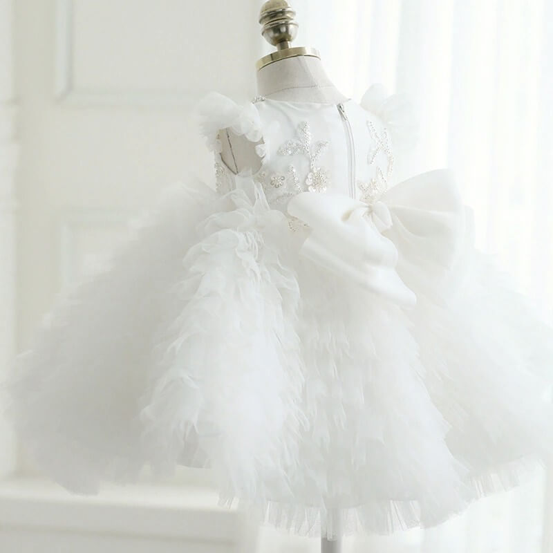 Robe de baptême blanche pour bébé fille