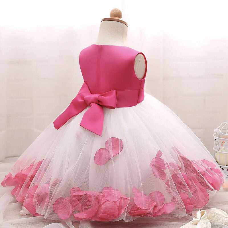 robe princesse motifs pétales de roses