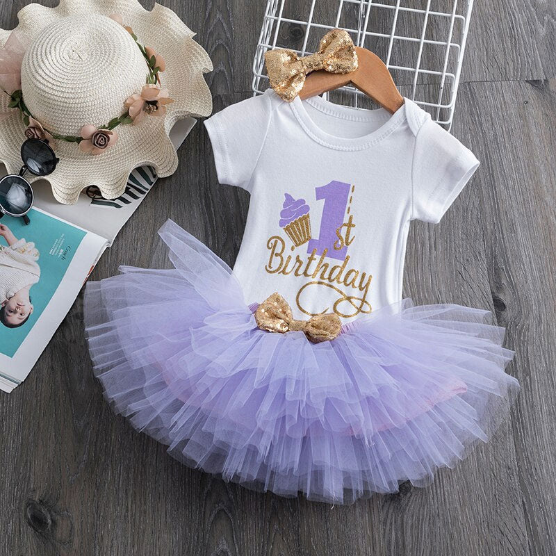 Tenue anniversaire bébé fille